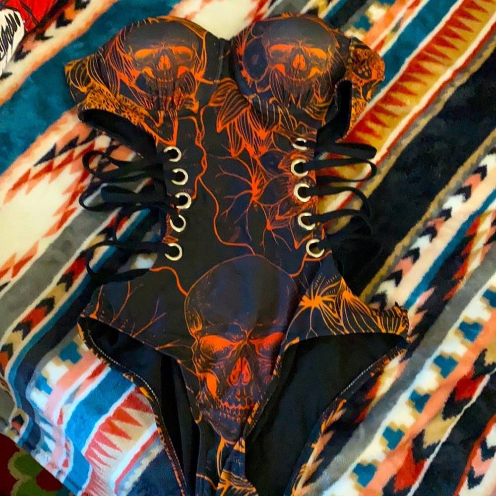 Wonder skull one piece push up. Never worn